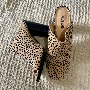 Leopard print mules